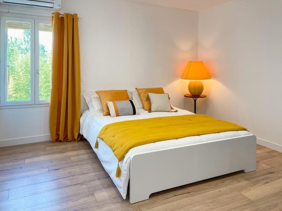 Appartement Dans Un Mas Provencal Allan Exteriér fotografie